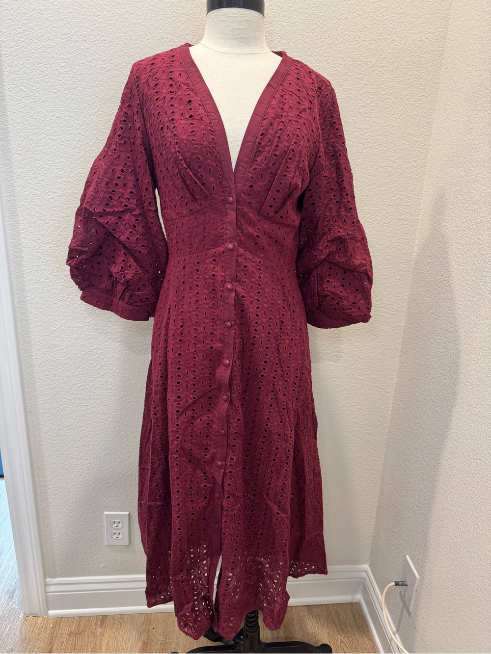 Listicle Burgundy Eyelet Puff-Sleeve Midi Dress NWT